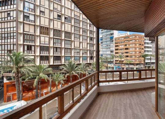 Apartment / flat - Resale - Alicante C - Alicante C