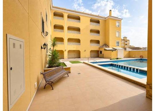 Apartment - Flat - Resale - Almoradí - Almoradi