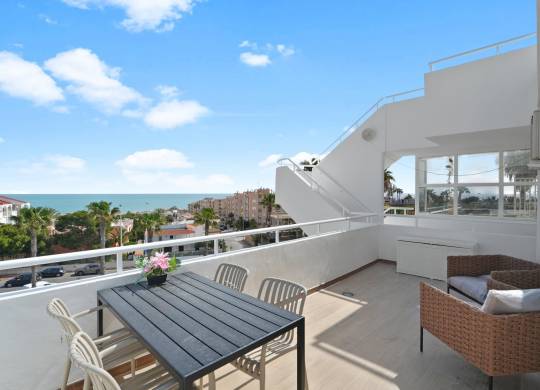 Apartment / flat - Resale - La Mata - La Mata