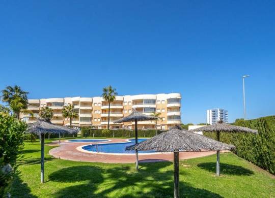 Apartment / flat - Resale - Orihuela Costa - Campoamor