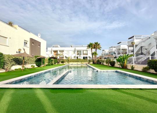 Apartment / flat - Resale - Torrevieja - Aguas Nuevas