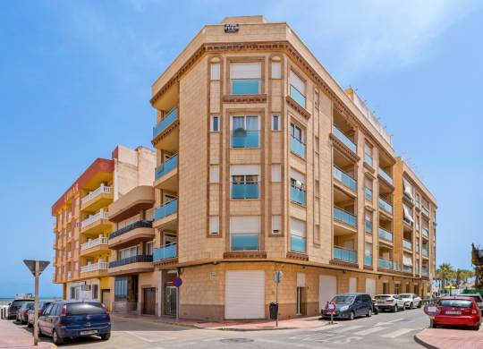 Apartment / flat - Resale - Torrevieja - La Mata