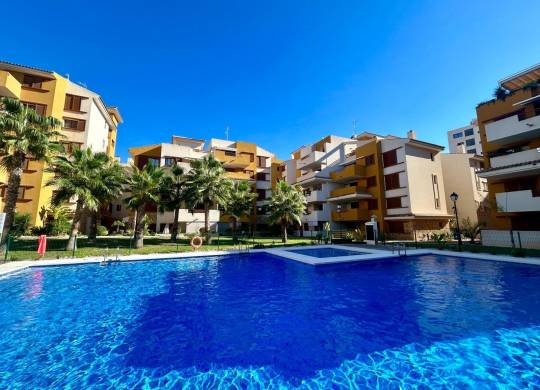 Apartment / flat - Resale - Torrevieja - Punta Prima