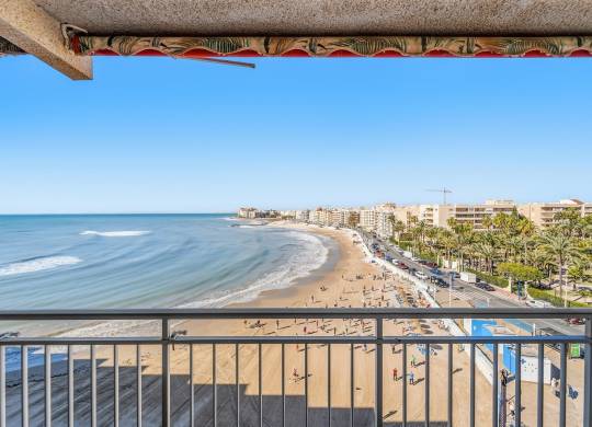 Apartment / flat - Resale - Torrevieja - Torrevieja Centro