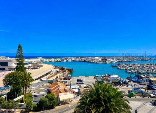 Apartment / flat - Venta - Torrevieja - Centro - Muelle Pesquero