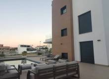 Nueva construcción  - Villa / Semi adosado - Orihuela Costa - Campoamor