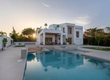 Nueva construcción  - Villa / Semi adosado - Orihuela Costa