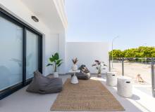 Nyproduktion - Villa / Parhus - Rafal