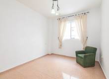 Resale - Apartment / flat - Alicante C