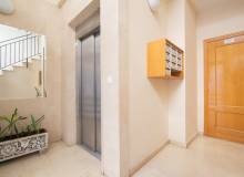 Resale - Apartment / flat - Alicante C