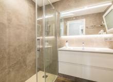 Resale - Apartment / flat - Alucante