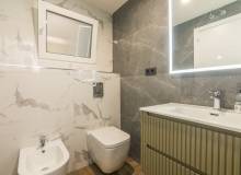 Resale - Apartment / flat - Alucante