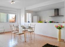 Resale - Apartment / flat - Alucante