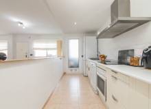 Resale - Apartment / flat - Alucante