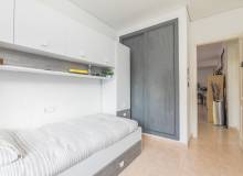 Resale - Apartment / flat - Alucante