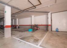 Resale - Apartment / flat - Alucante