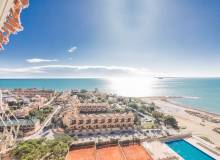 Resale - Apartment / flat - Alucante