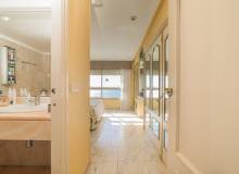 Resale - Apartment / flat - Alucante