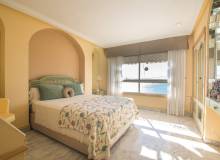Resale - Apartment / flat - Alucante