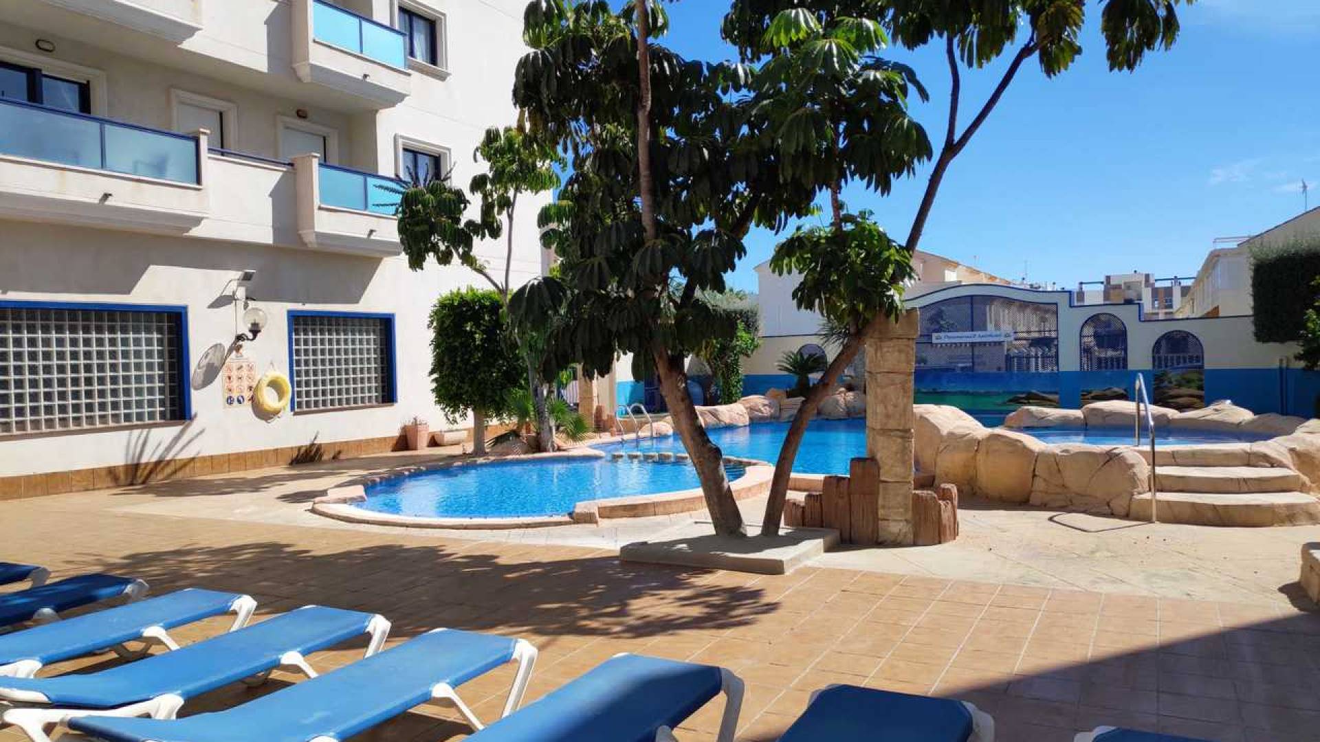 Resale - Apartment / flat - Cabo Roig