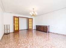 Resale - Apartment / flat - Elche C