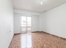 Resale - Apartment / flat - Elche C