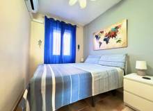 Resale - Apartment / flat - La Mata