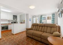 Resale - Apartment / flat - La Mata