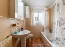 Resale - Apartment / flat - La Mata