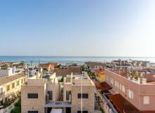 Resale - Apartment / flat - La Mata