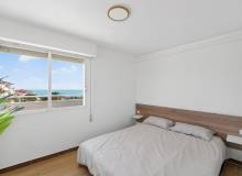 Resale - Apartment / flat - La Mata