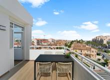 Resale - Apartment / flat - La Mata
