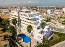 Resale - Apartment / flat - La Mata