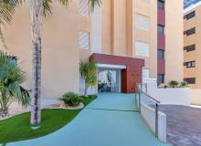 Resale - Apartment / flat - Mil Palmeras