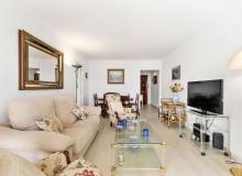 Resale - Apartment / flat - Orihuela Costa - Aguamarina