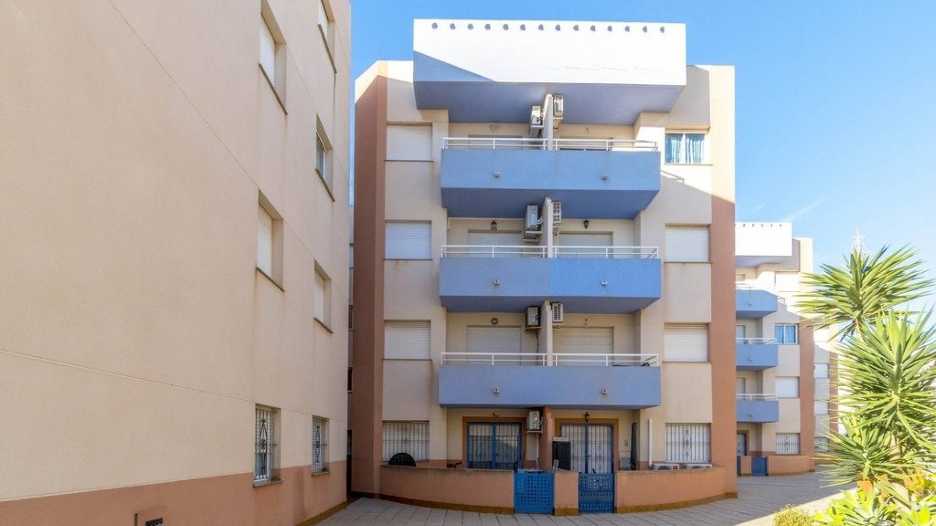 Resale - Apartment / flat - Orihuela Costa - Aguamarina