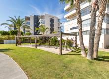 Resale - Apartment / flat - Orihuela Costa - Villamartín