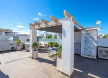 Resale - Apartment / flat - Punta Prima