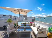 Resale - Apartment / flat - Punta Prima