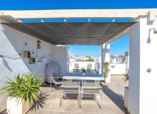 Resale - Apartment / flat - Punta Prima