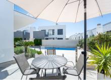 Resale - Apartment / flat - Punta Prima