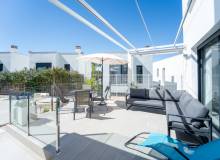 Resale - Apartment / flat - Punta Prima
