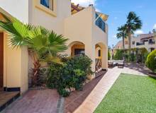 Resale - Apartment / flat - Punta Prima
