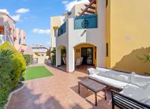 Resale - Apartment / flat - Punta Prima