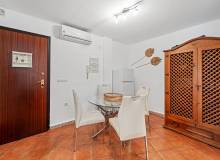 Resale - Apartment / flat - Punta Prima