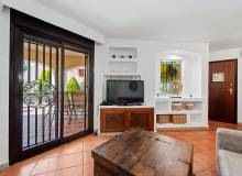Resale - Apartment / flat - Punta Prima