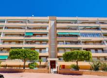 Resale - Apartment / flat - Punta Prima