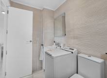 Resale - Apartment / flat - Punta Prima