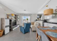 Resale - Apartment / flat - Punta Prima