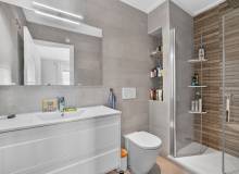 Resale - Apartment / flat - Punta Prima